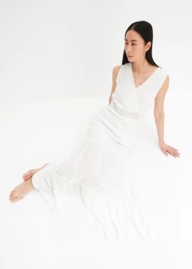 Zdjęcie produktu Długa sukienka z koronką, ze zrównoważonej wiskozy bonprix