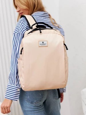 Zdjęcie produktu Duży, pojemny plecak damski z miejscem na laptopa - Peterson Merg