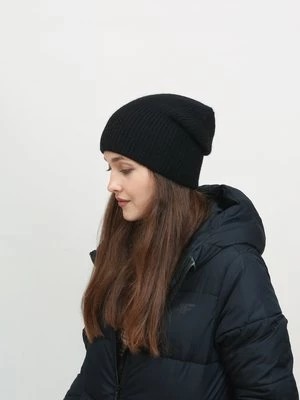 Zdjęcie produktu Dzianinowa czarna czapka damska Shelvt