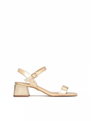 Zdjęcie produktu Eleganckie złote sandały w minimalistycznym stylu Kazar