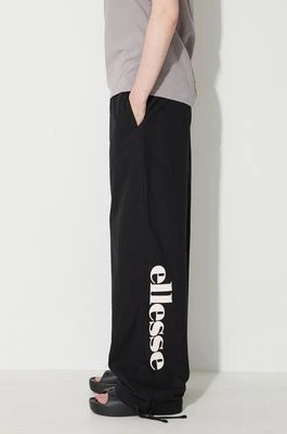Zdjęcie produktu Ellesse spodnie dresowe bawełniane kolor czarny z nadrukiem SGR17960-BLACK