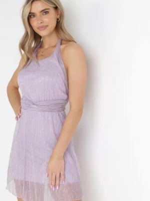 Zdjęcie produktu Fioletowa Sukienka Mini Wiązana na Szyi z Gumką w Pasie i Metaliczną Nitką Alexani
