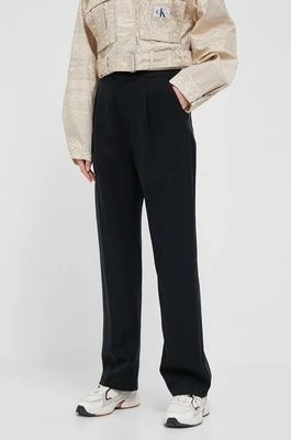 Zdjęcie produktu GAP spodnie damskie kolor czarny fason chinos high waist