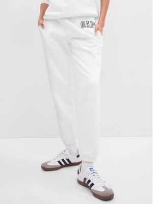 Zdjęcie produktu Gap Spodnie dresowe 463492-18 Biały Regular Fit