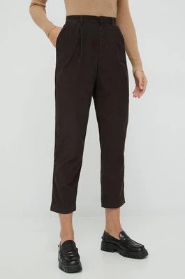 Zdjęcie produktu GAP spodnie sztruksowe damskie kolor czarny dopasowane high waist