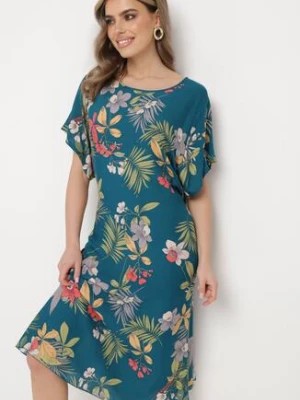 Zdjęcie produktu Granatowa Wiskozowa Sukienka w Kwiaty ze Sznurkiem w Talii Colsia