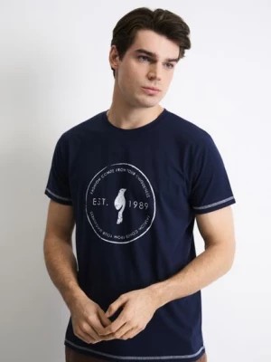 Zdjęcie produktu Granatowy T-shirt męski z logo OCHNIK