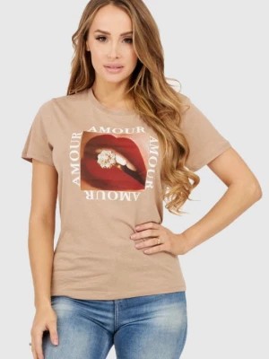 Zdjęcie produktu GUESS Beżowy t-shirt damski z nadrukiem amour
