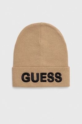 Zdjęcie produktu Guess czapka z domieszką wełny kolor beżowy z cienkiej dzianiny