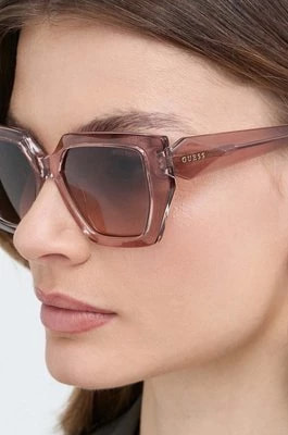 Zdjęcie produktu Guess okulary przeciwsłoneczne damskie kolor beżowy GU7896_5347F