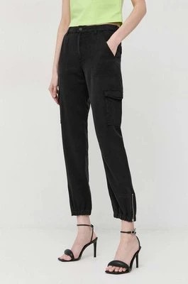 Zdjęcie produktu Guess spodnie damskie kolor czarny fason cargo high waist