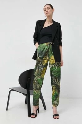 Zdjęcie produktu Guess spodnie VIOLA damskie kolor zielony proste high waist W3GB13 WD8G2