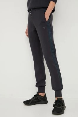 Zdjęcie produktu Guess spodnie dresowe ALLIE damskie kolor szary z aplikacją V2YB18 K7UW2