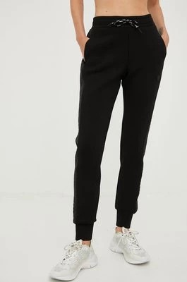 Zdjęcie produktu Guess spodnie dresowe ALLIE damskie kolor czarny z aplikacją V2YB18 K7UW2