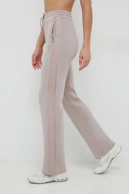 Zdjęcie produktu Guess spodnie dresowe BRENDA damskie kolor fioletowy z nadrukiem V3RB21 K7UW2