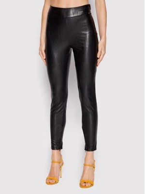Zdjęcie produktu Guess Spodnie z imitacji skóry W2YB16 WEPI0 Czarny Slim Fit