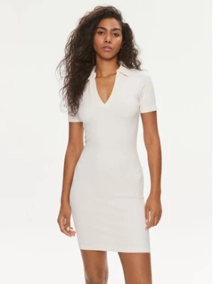 Zdjęcie produktu Guess Sukienka codzienna Rib-Seamless V4GK04 Z3CC0 Biały Regular Fit
