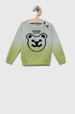 Zdjęcie produktu Guess sweter bawełniany niemowlęcy kolor zielony