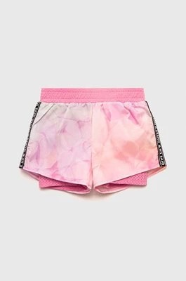 Zdjęcie produktu Guess szorty dziecięce kolor różowy wzorzyste