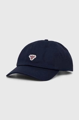 Zdjęcie produktu Hummel czapka z daszkiem bawełniana kolor niebieski z aplikacją