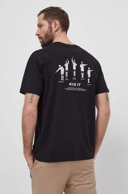 Zdjęcie produktu Hummel t-shirt bawełniany męski kolor czarny z nadrukiem