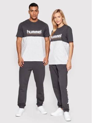 Zdjęcie produktu Hummel T-Shirt Unisex Legacy Manfred 213716 Szary Regular Fit