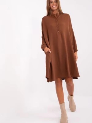 Zdjęcie produktu Jasnobrązowa koszulowa damska sukienka oversize Italy Moda