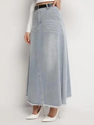 Zdjęcie produktu Jasnoniebieska Bawełniana Spódnica Jeansowa Trapezowa ze Strzępieniami i Paskiem Loraithen