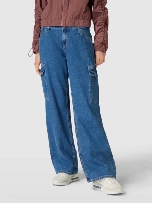 Zdjęcie produktu Jeansy o kroju baggy fit z bardzo niskim stanem i kieszeniami cargo Calvin Klein Jeans