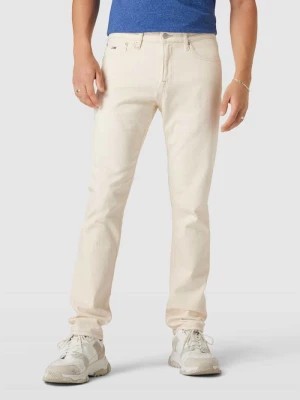 Zdjęcie produktu Jeansy o kroju straight fit z detalami z logo model ‘SCANTON’ Tommy Jeans