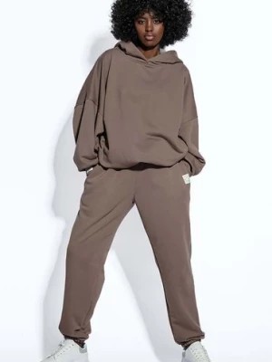 Zdjęcie produktu Komplet dresowy brązowy- bluza z kapturem i spodnie dresowe Fobya