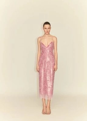 Zdjęcie produktu Koronkowa sukienka w bieliźnianym stylu z cekinami Mango