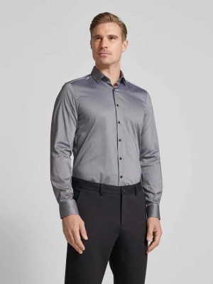 Zdjęcie produktu Koszula biznesowa o kroju body fit z delikatnie fakturowanym wzorem OLYMP Level Five