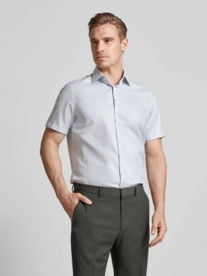 Zdjęcie produktu Koszula biznesowa o kroju regular fit z delikatnie fakturowanym wzorem Christian Berg Men