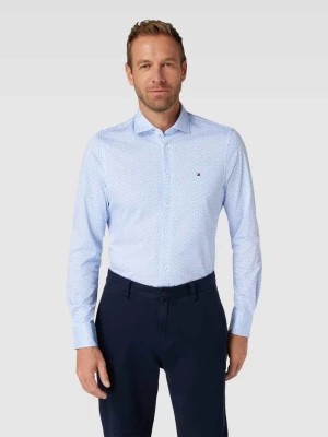 Zdjęcie produktu Koszula biznesowa o kroju slim fit ze wzorem na całej powierzchni i wyhaftowanym logo Tommy Hilfiger Tailored