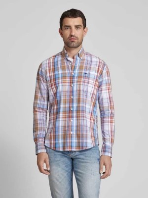 Zdjęcie produktu Koszula casualowa o kroju slim fit w szkocką kratę FYNCH-HATTON