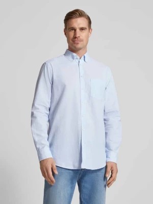 Zdjęcie produktu Koszula casualowa z kołnierzykiem typu button down i wzorem w paski Christian Berg Men