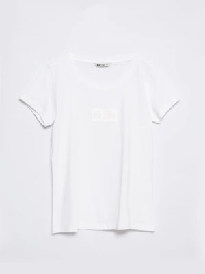 Zdjęcie produktu Koszulka damska z logo BIG STAR na piersi biała Avalyntia 101