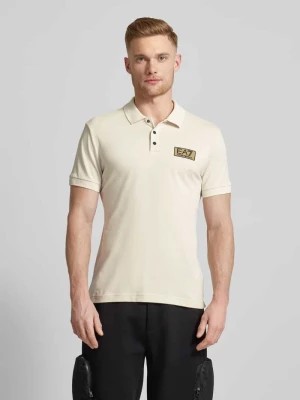 Zdjęcie produktu Koszulka polo o kroju slim fit z naszywką z logo EA7 Emporio Armani