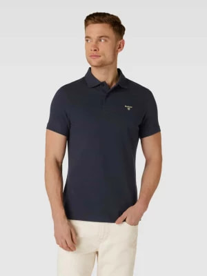 Zdjęcie produktu Koszulka polo o kroju slim fit z wyhaftowanym logo Barbour