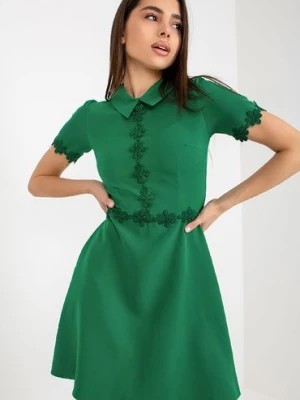 Zdjęcie produktu Lakerta Zielona rozkloszowana sukienka koktajlowa z koronką