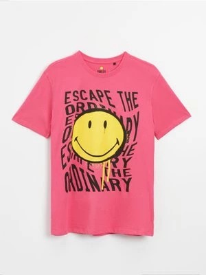 Zdjęcie produktu Luźna koszulka z nadrukiem Smiley® różowa House