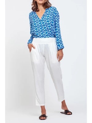 Zdjęcie produktu Makani Spodnie w kolorze białym rozmiar: 40