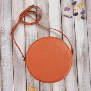 Zdjęcie produktu Mała torebeczka damska na ramię skórzana pomarańczowa Merg
