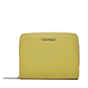 Zdjęcie produktu Mały Portfel Damski Calvin Klein Ck Must Z/A Wallet W/Flap Md K60K607432 Żółty