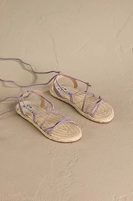 Zdjęcie produktu Manebi sandały zamszowe Lace-Up Sandals damskie kolor fioletowy P 7.4 Y0