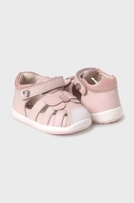 Zdjęcie produktu Mayoral sandały skórzane dziecięce kolor różowy