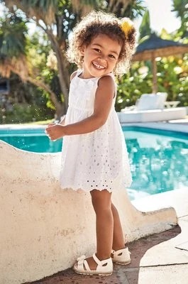 Zdjęcie produktu Mayoral sukienka bawełniana dziecięca kolor biały mini rozkloszowana