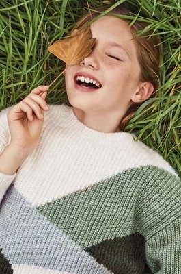 Zdjęcie produktu Mayoral sweter z domieszką wełny dziecięcy kolor zielony
