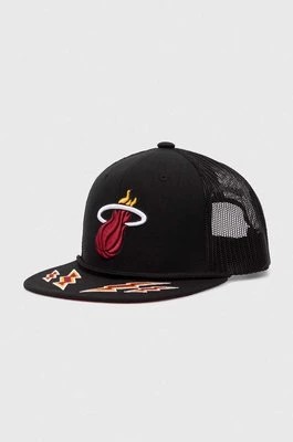 Zdjęcie produktu Mitchell&Ness czapka z daszkiem NBA MIAMI HEAT kolor czarny z aplikacją
